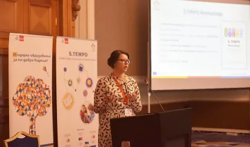 Просветни експерти обединиха сили в развитието нов вид образование
