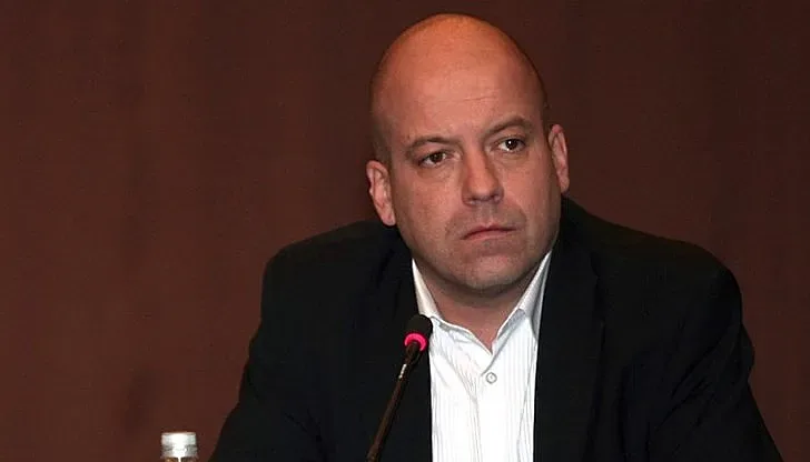 Иво Сиромахов изуми мрежата. Обяви се за министър-председател