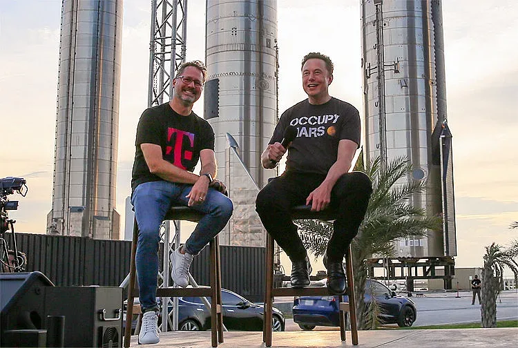 SpaceX и T-Mobile ще свържат смартфони със сателити, за да премахнат мъртвите точки на клетъчната мрежа