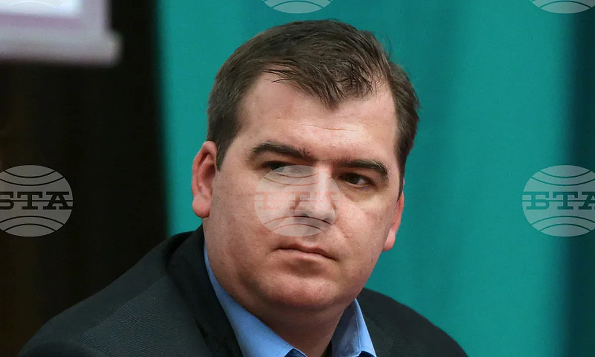 Търсят с конкурс студент за съветник на земеделския министър