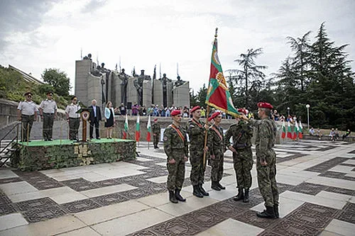 На тържествена церемония се заклеха в името на род и Родина 28 военнослужещи в Стара Загора