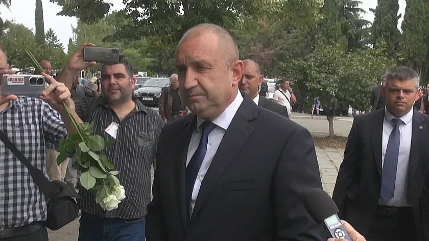 Горещ коментар от Радев за загиналите полицаи в Бургас (ВИДЕО)