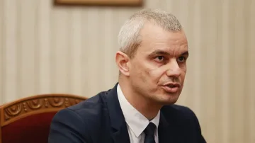 Костадинов ще спасява българския лев, как