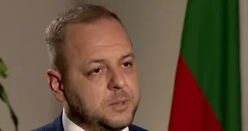 Отровна атака! Сандов прочете присъдата на Янев