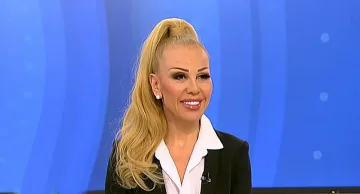 Луна пита духове за изборите. Проговори й велик българин