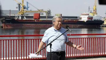 Генсекът на ООН се просълзи в Истанбул. Какво видя?