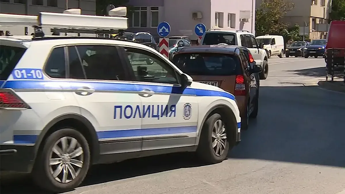 Капан! Хаосът по пътищата съсипва важен наш град