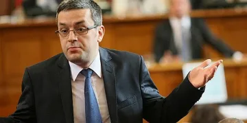 Какво бъдеще чака Борисов? Коментар от Тома Биков