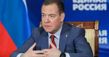 Медведев скочи, ругае бясно западните лидери