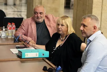 Мария Капон направи мъжки жест към Хаджигенов и Бабикян