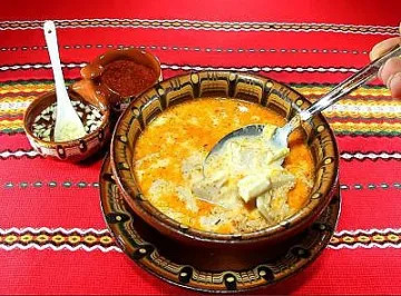 Ето я шкембе чорбата на годината! Гениалната бабина рецепта