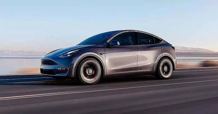 Заводът на Tesla в Германия ще започне да произвежда Model Y с батерии LFP на китайската компания BYD
