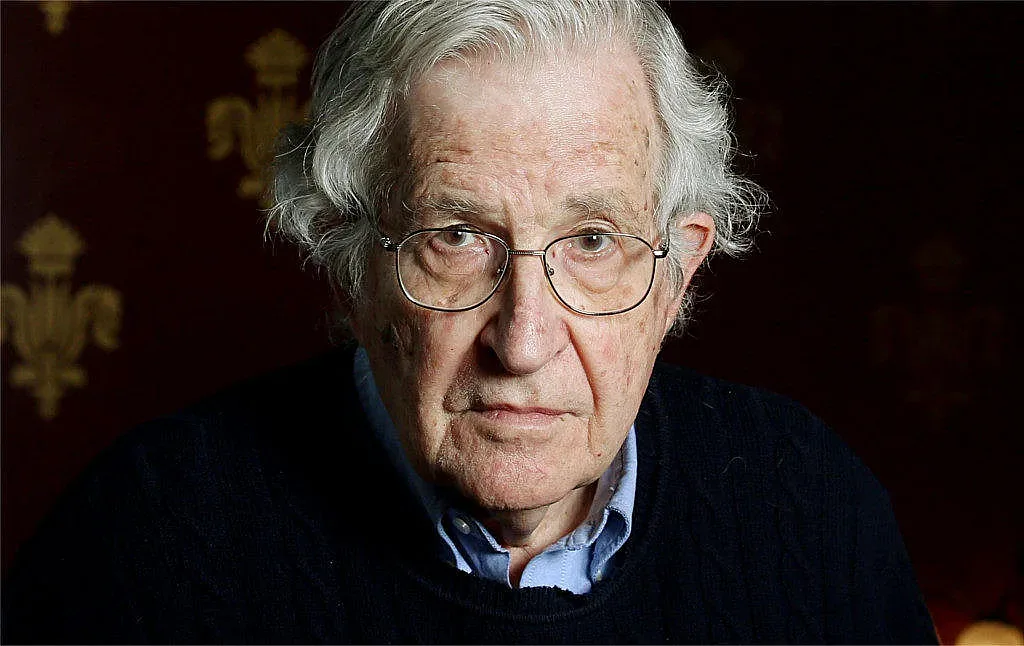 Ноам Чомски с убийствена прогноза за войната