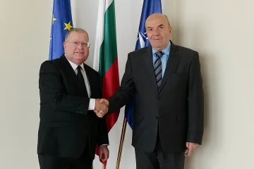 Среща на външния ни министър и посланика на Израел. Ето какво обсъдиха
