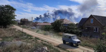 Руска ВВС база в Крим размазана от взривове (САТЕЛИТ)