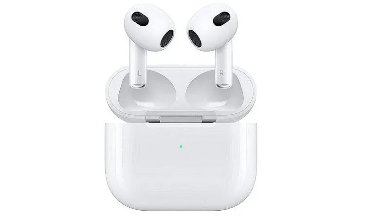 Слушалките AirPods на Apple няма да получат USB Type-C до следващата година