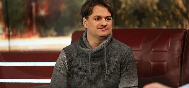 Мариан Бачев бесен. Какво му се случи на бензиностанция?