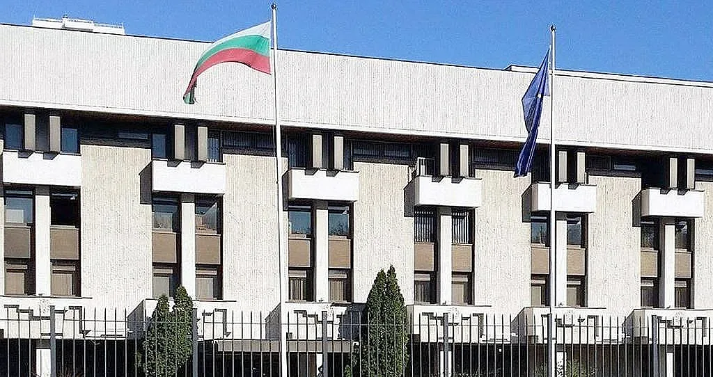 Удряме нова тесла на Русия. Какво спира в Москва?