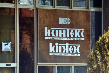 Уволнен оръжеен шеф вади документи, че сме изнасяли за Украйна