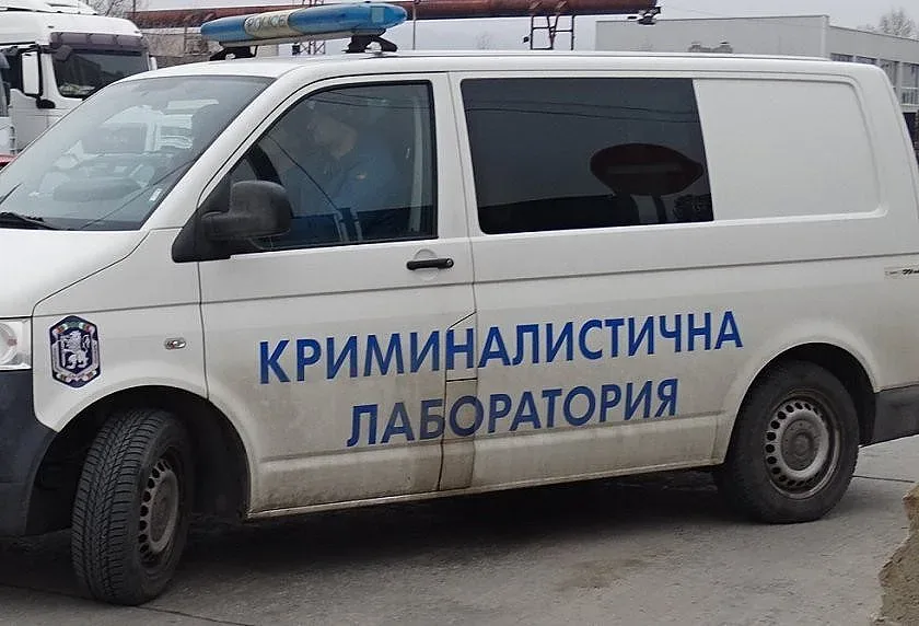 Откриха мъртво дете в септична яма в село Петревене