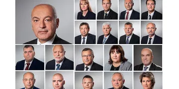 Нонстоп служебни кабинети! Какъв е шансът това да се случи?