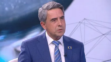 Плевнелиев прочете присъдата на "Промяната". Поиска оставка
