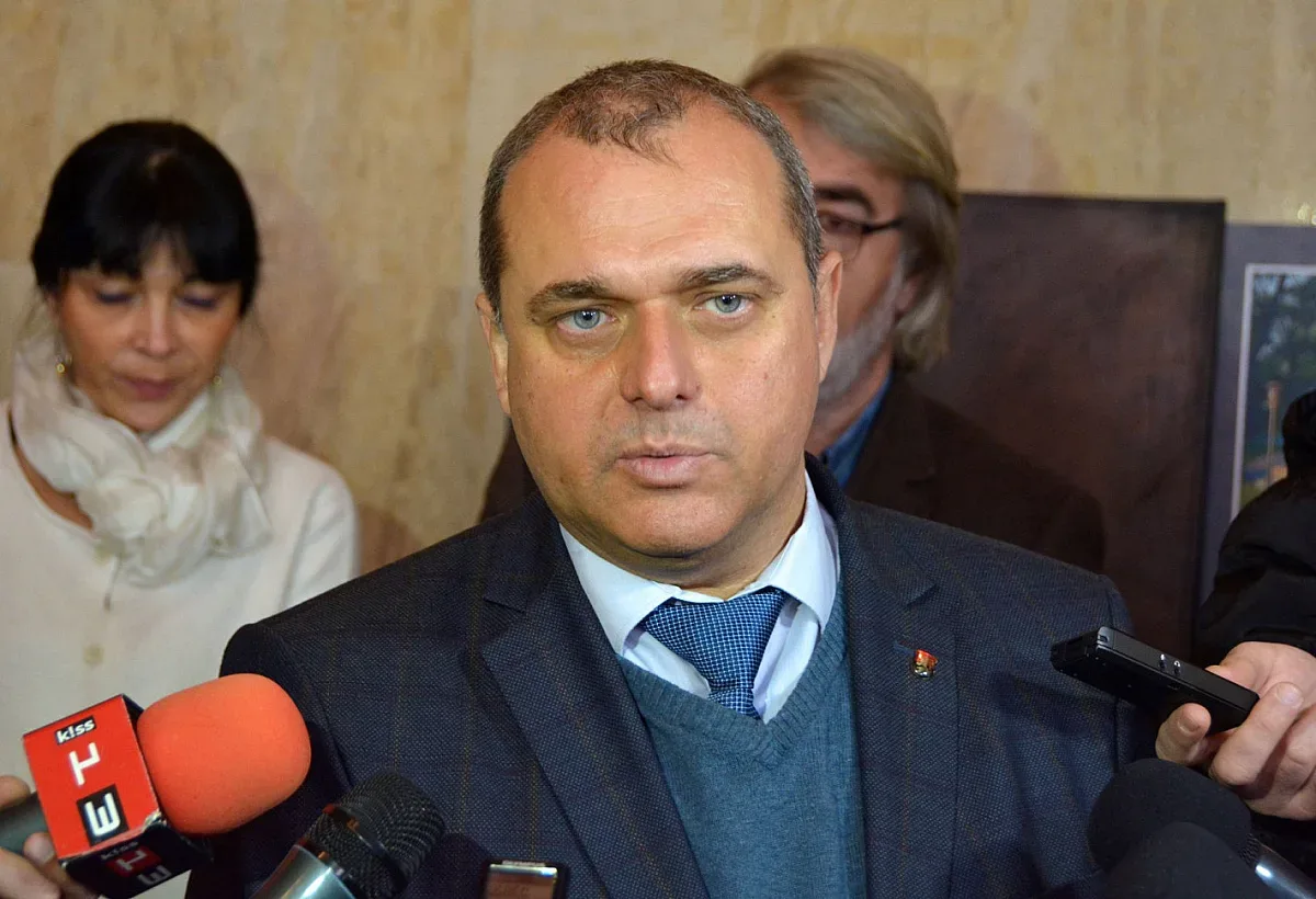 Задава ли се българофилска коалиция? Преговорите са на масата