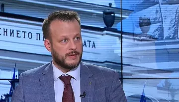 Обръщат ли гръб Продължаваме промяната на ДБ