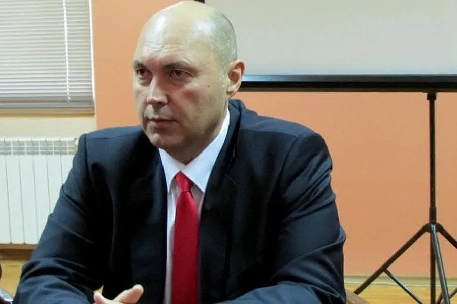 Гореща версия. Това ли е наследникът на Бойко Рашков?