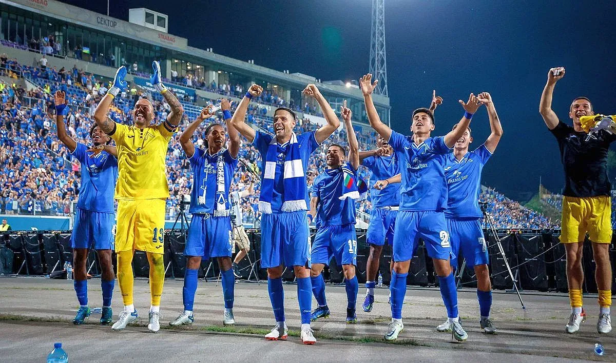 Българи юнаци борят три змея във футболен евротурнир