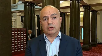 Чакат изненадваща подкрепа за правителство, къде се крие
