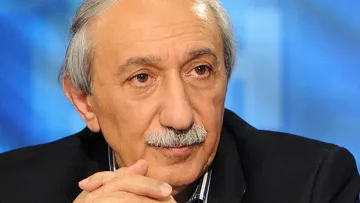 Кеворкян сипа хинин върху наша топ водеща!