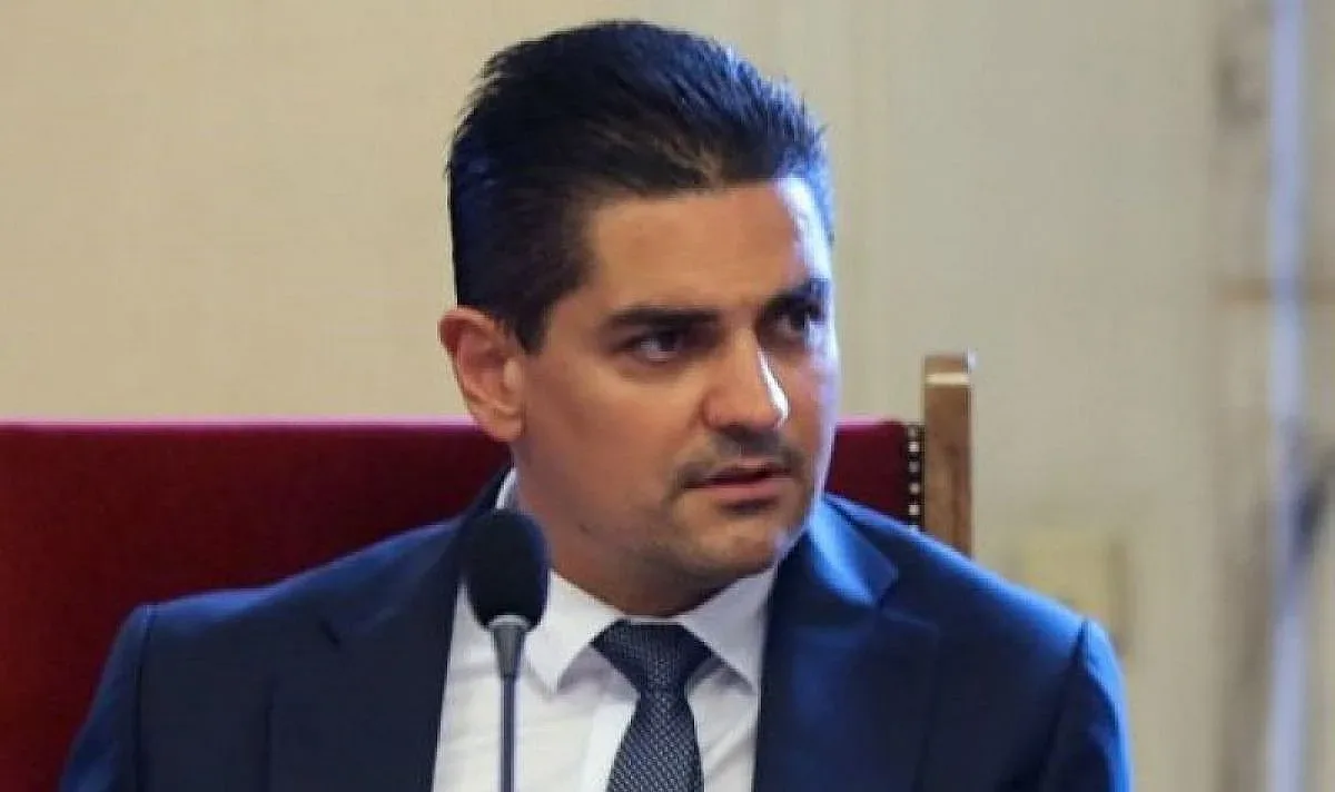 Напрежение. Радостин Василев предупреди БСП