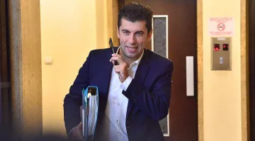 Петков каза кога газовата връзка с Гърция ще получи Акт 16
