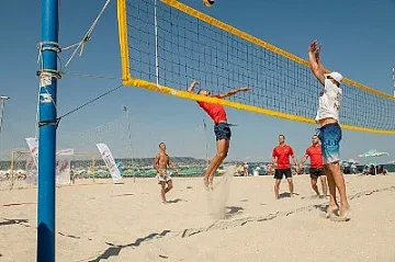 Ето кой ще участва в звездния отбор на "Нестле за Живей активно! Плаж 2022"